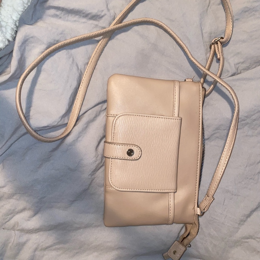 Crossbody purse